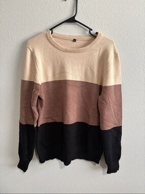 Amazon Colorblock Crewneck Sweater in Cream, Brown & Black